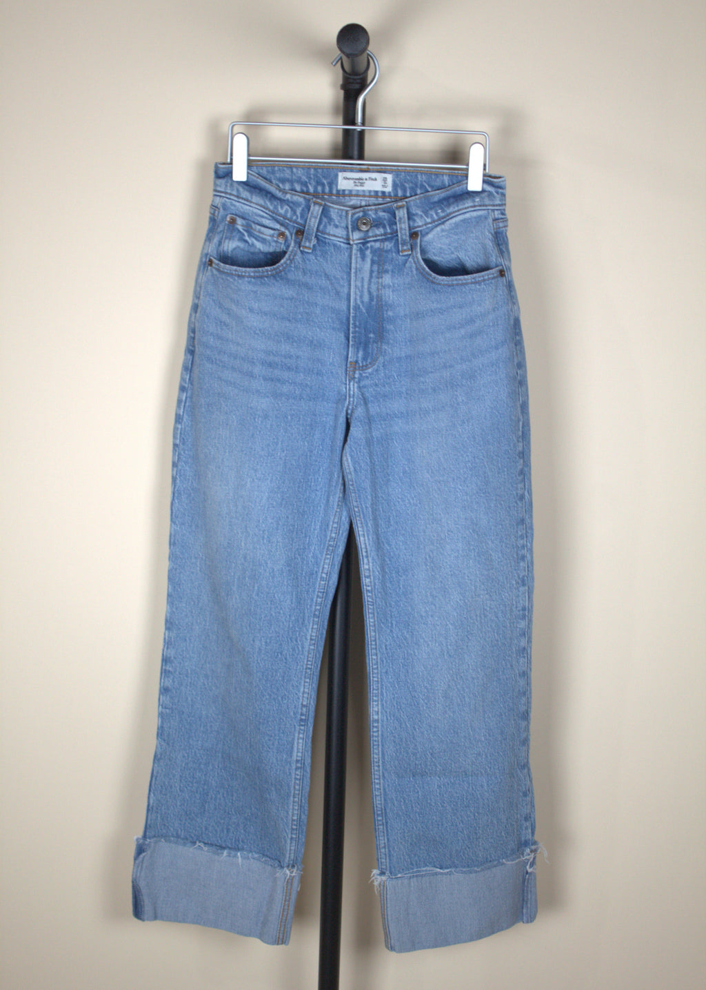 Abercrombie The Baggy Mid Rise Cuffed
