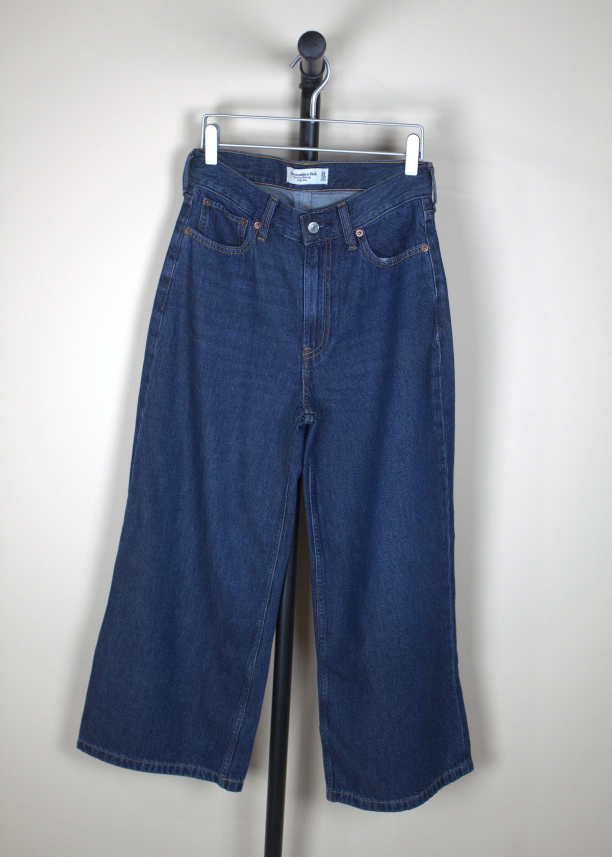 Abercrombie The Crop Wide Leg High Rise Dark Wash