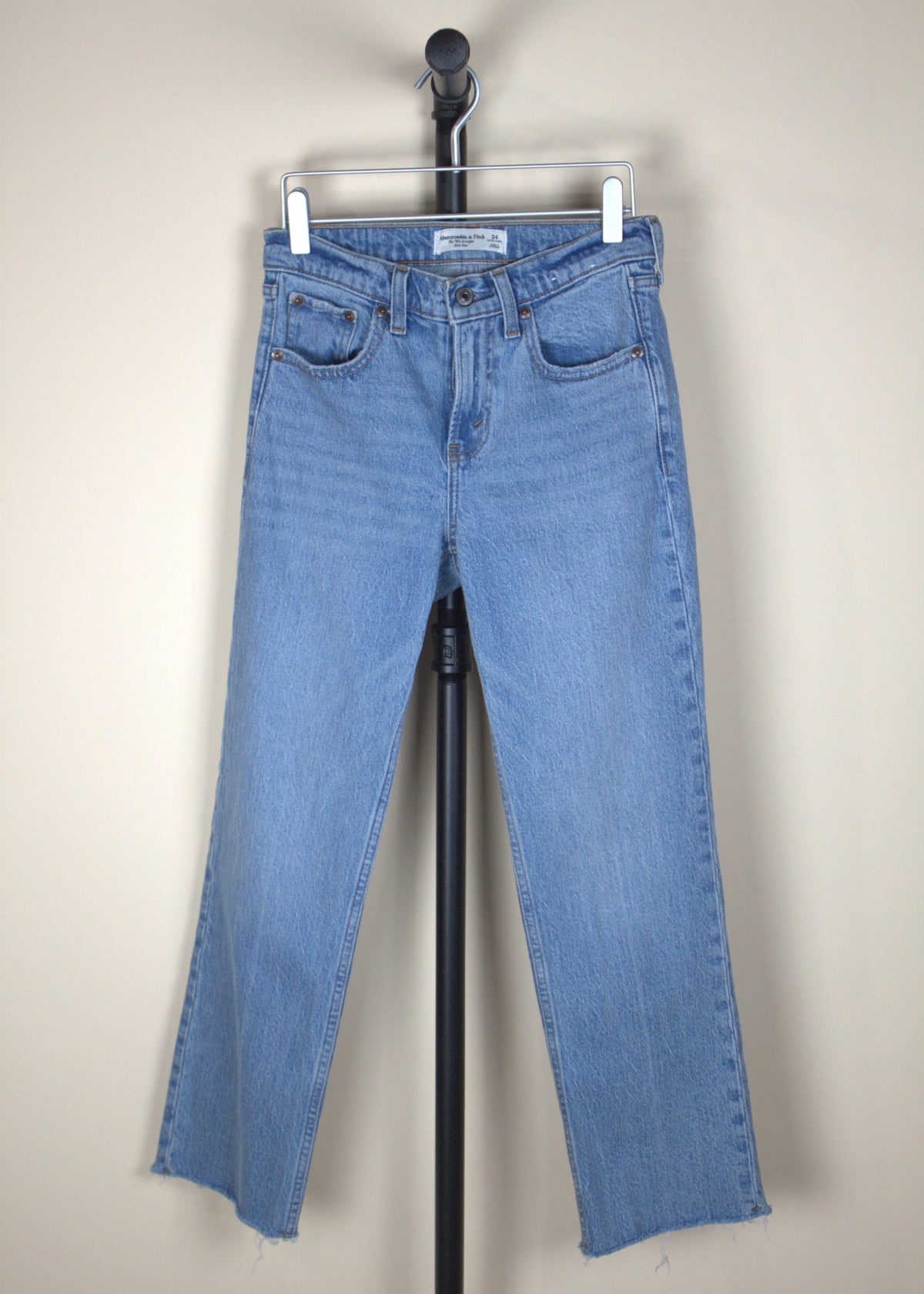 Abercrombie The '90s Straight Mid Rise Light Wash