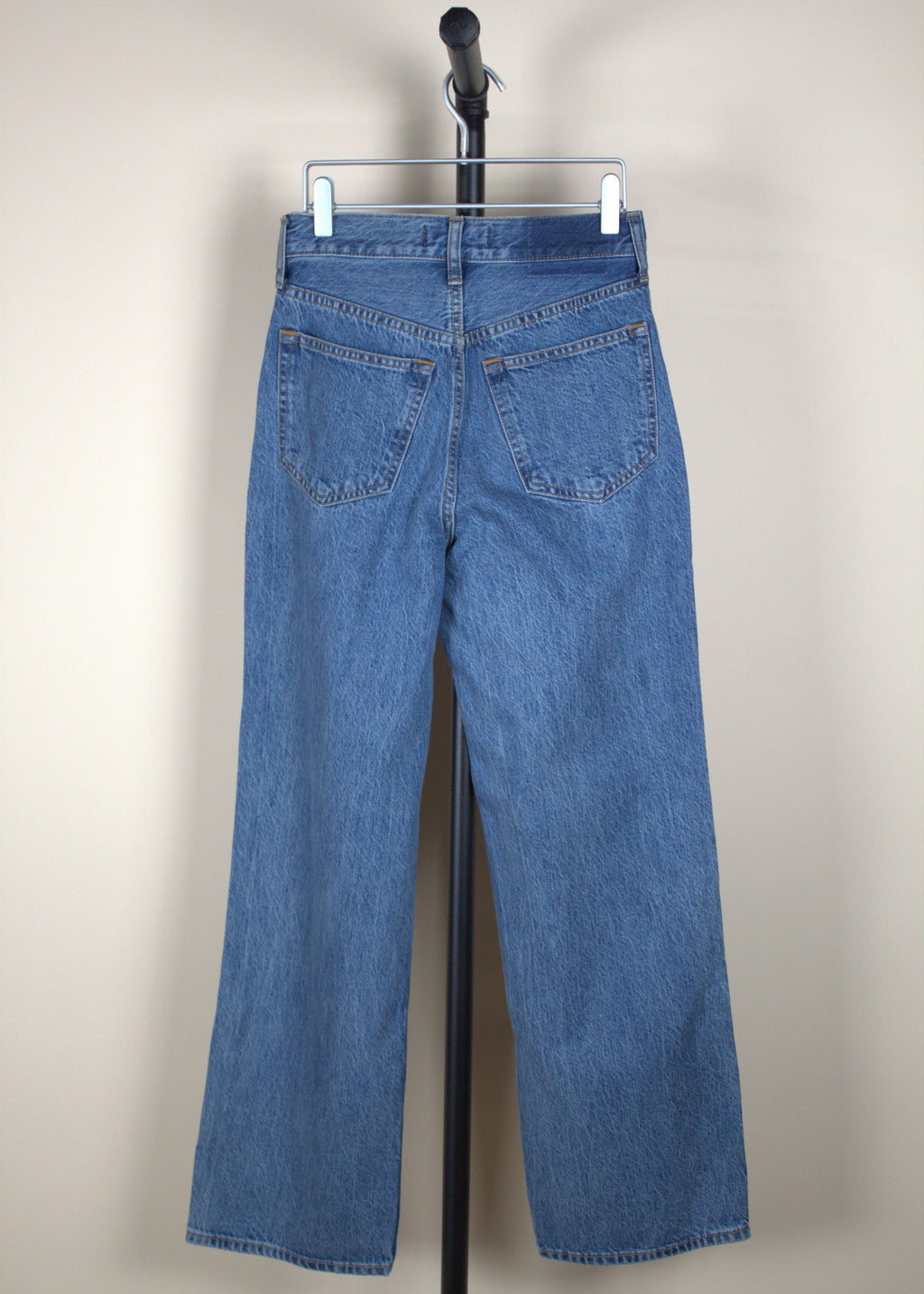 Abercrombie & Fitch The Loose High Rise Gem Jeans