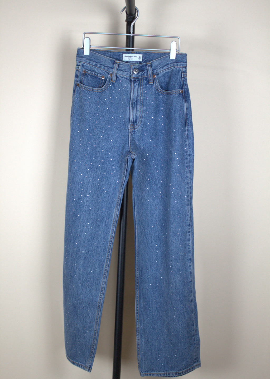 Abercrombie & Fitch The Loose High Rise Gem Jeans