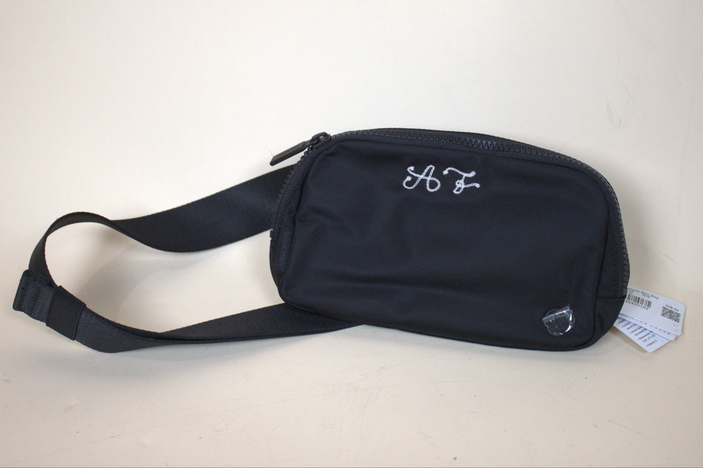 Lululemon Everywhere Belt Bag (New with Tags)