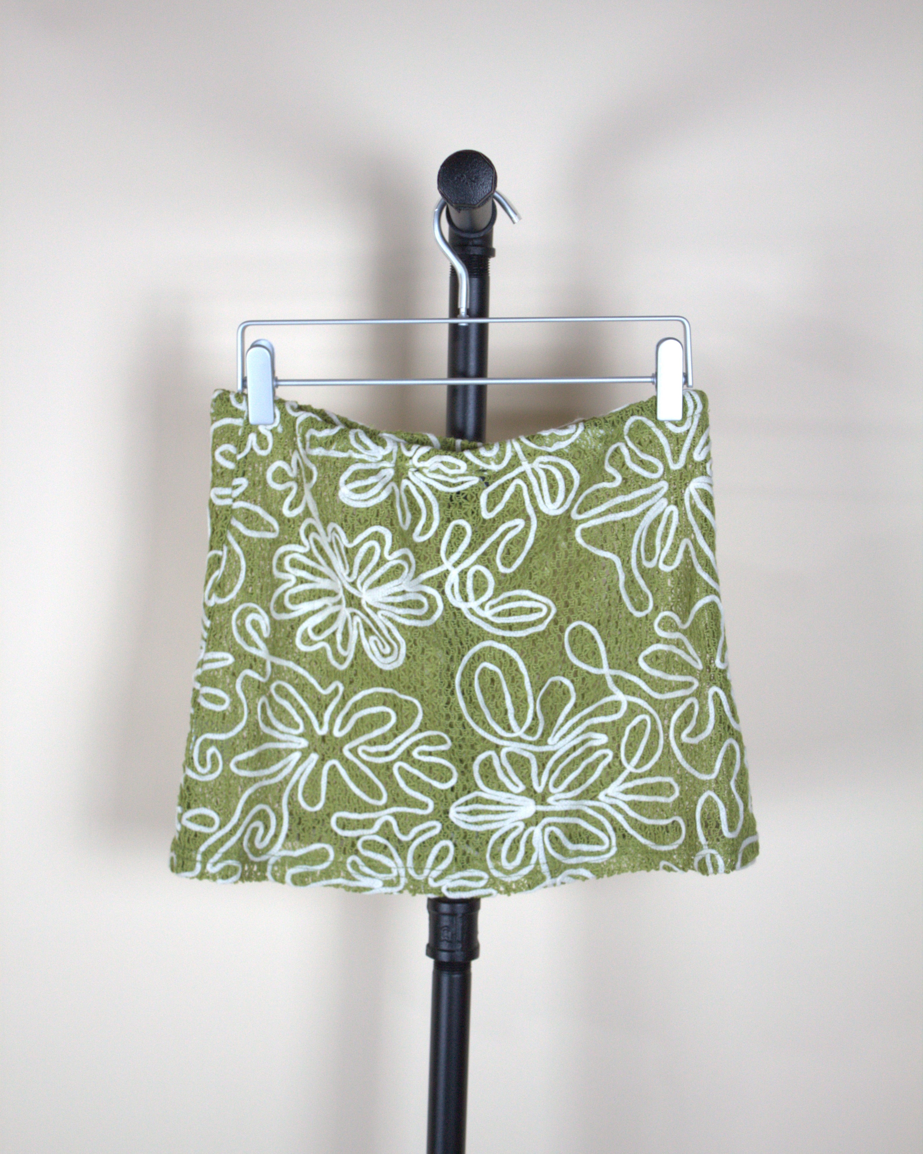 Lulu's Green & White Floral Skirt (New with Tags)