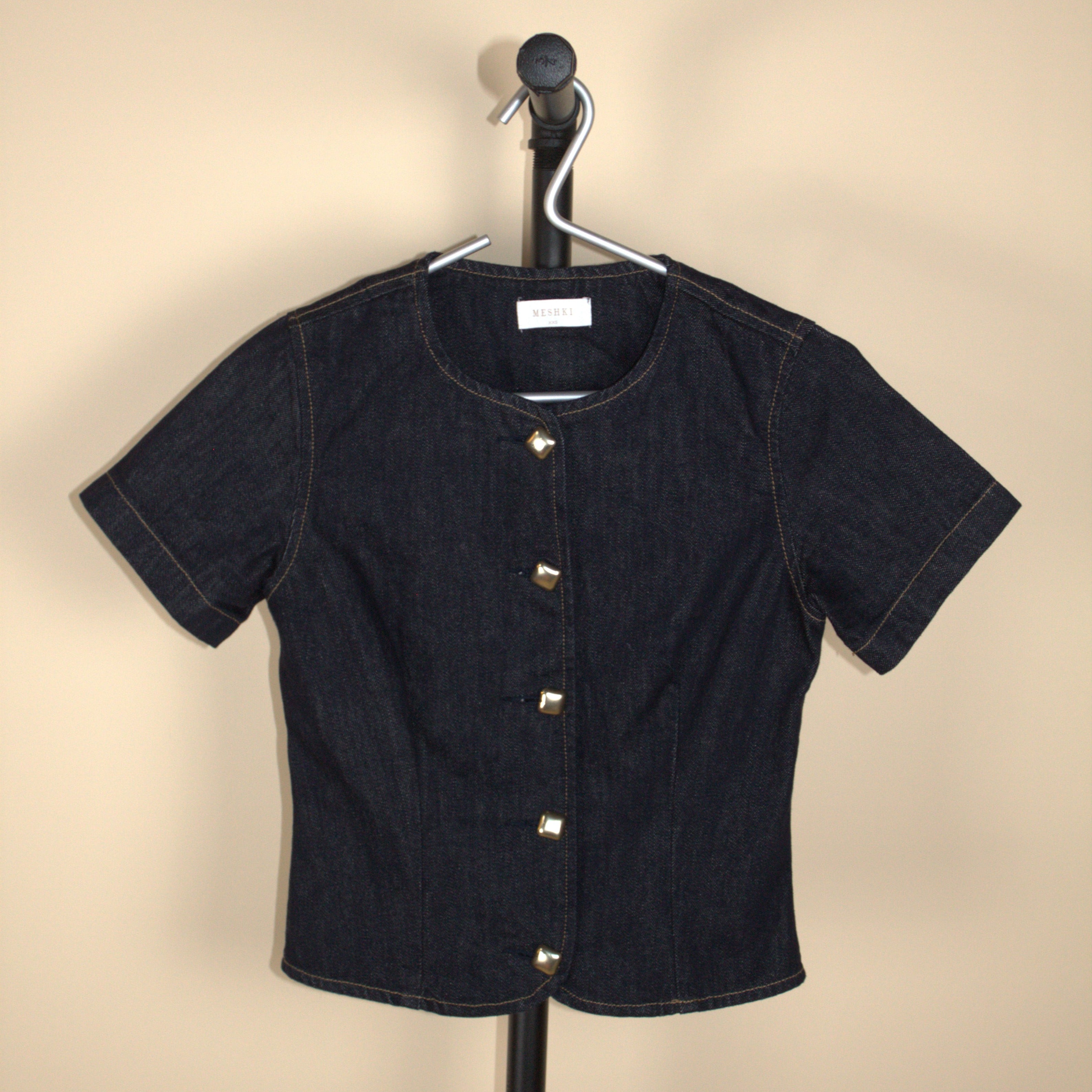 Meshki Bethany Short Sleeve Buttoned Denim Top