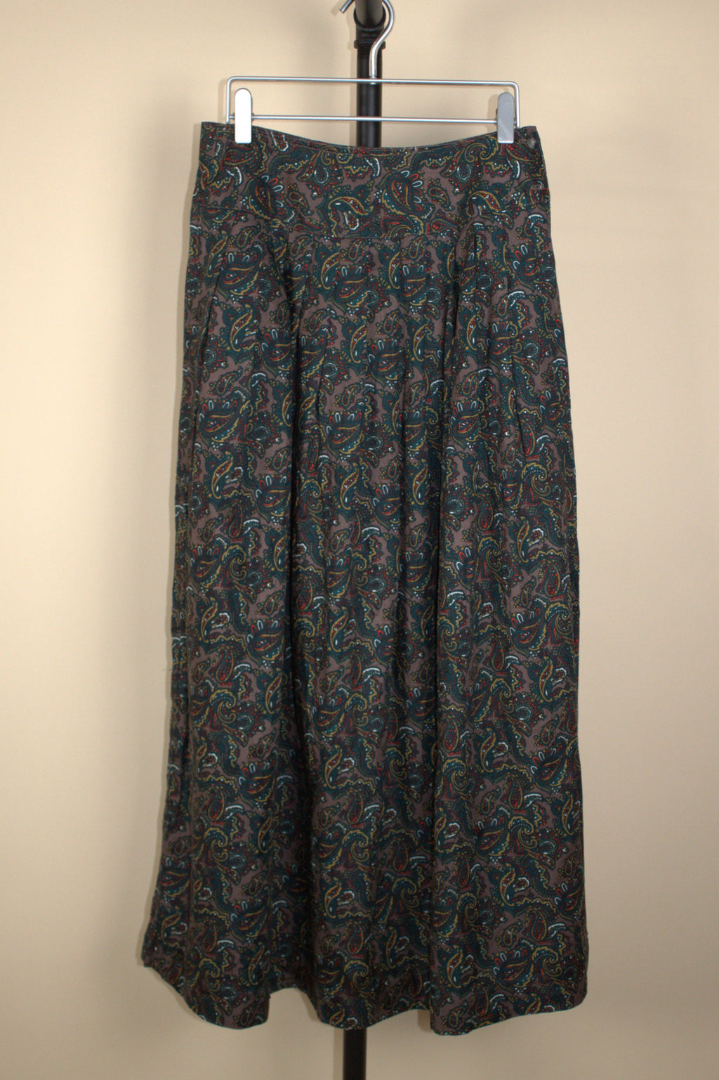 Paisley Shuffle Board Skirt