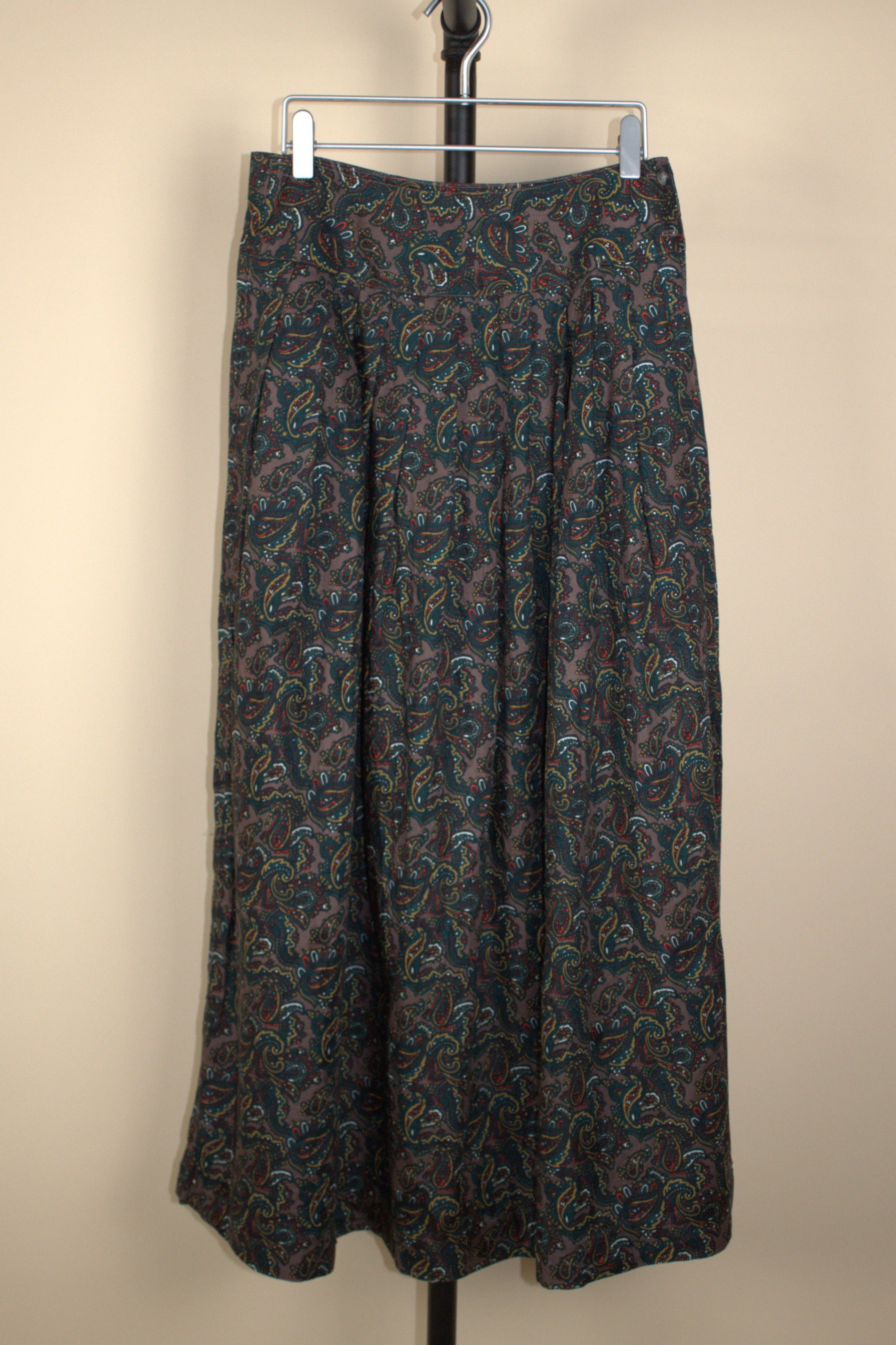 Paisley Shuffle Board Skirt