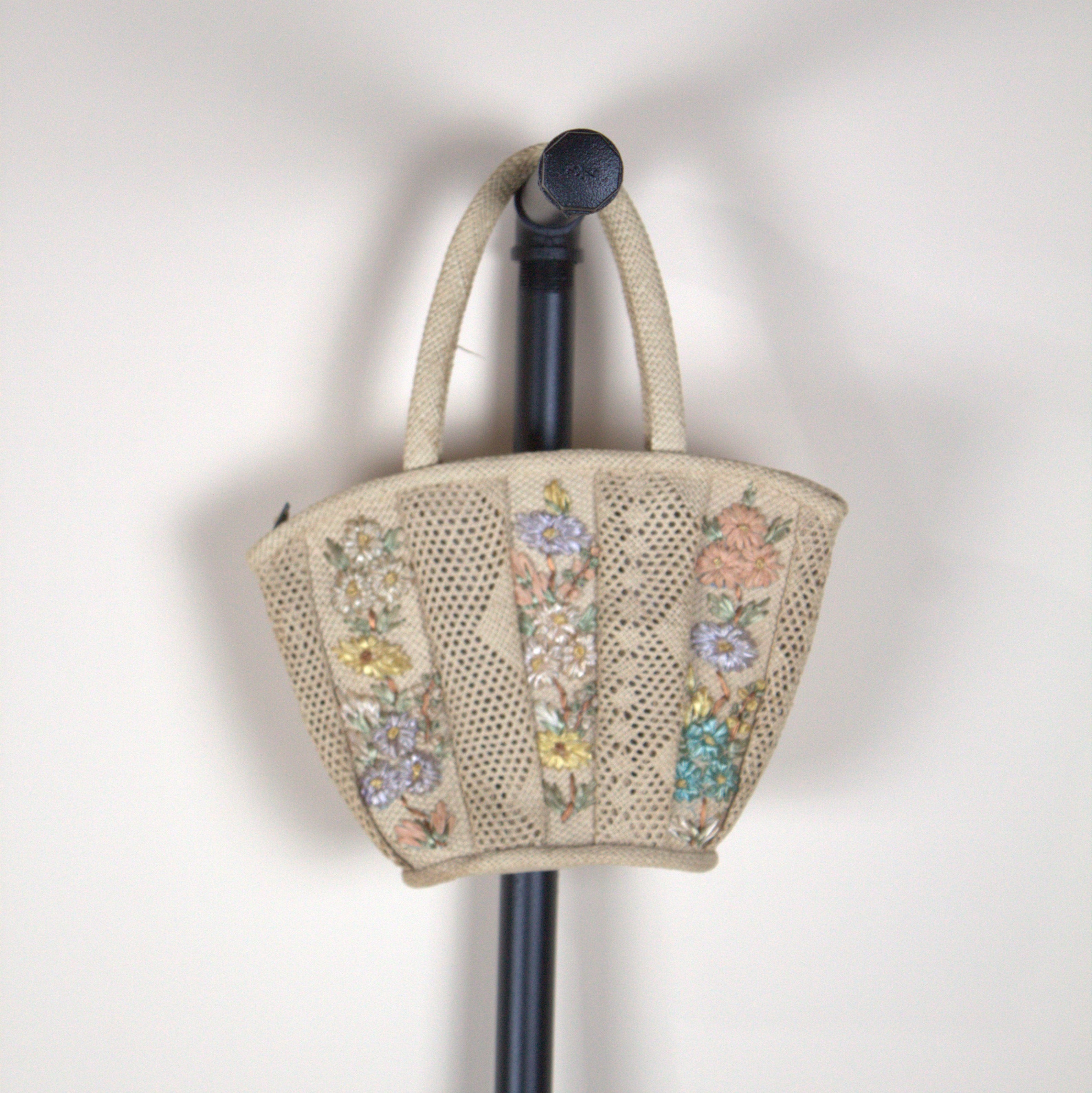 Straw Flower Detail Bag